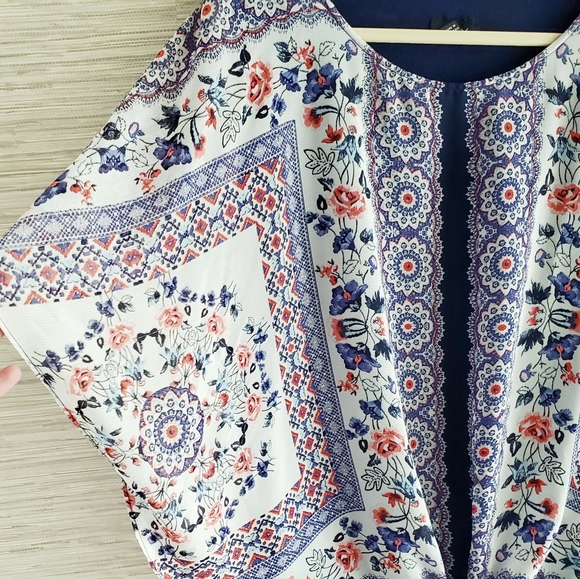 ALYX floral flowy sleeve blouse - Picture 6 of 10